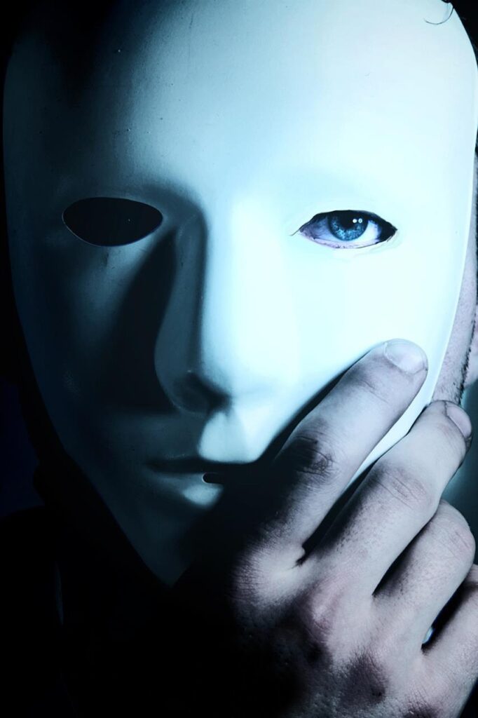 man, mask, blue eye-1461448.jpg
